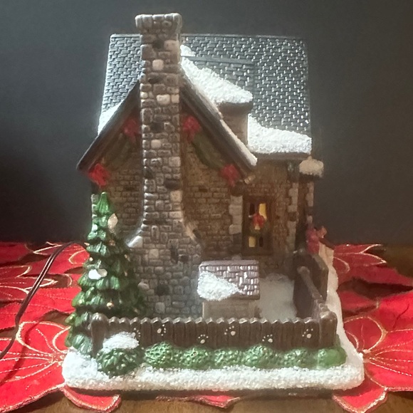 St. Nicholas Square SNS Veterinary Hospital 2011 - Picture 10 of 17